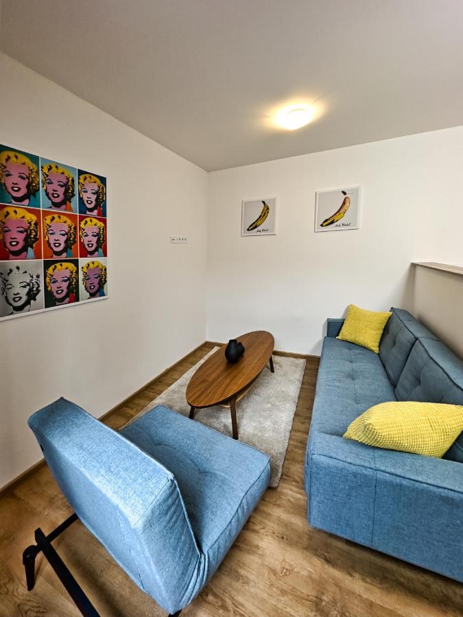 Gallery Apartments 리베레츠 외부 사진