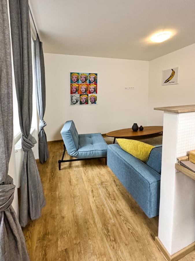 Gallery Apartments 리베레츠 외부 사진