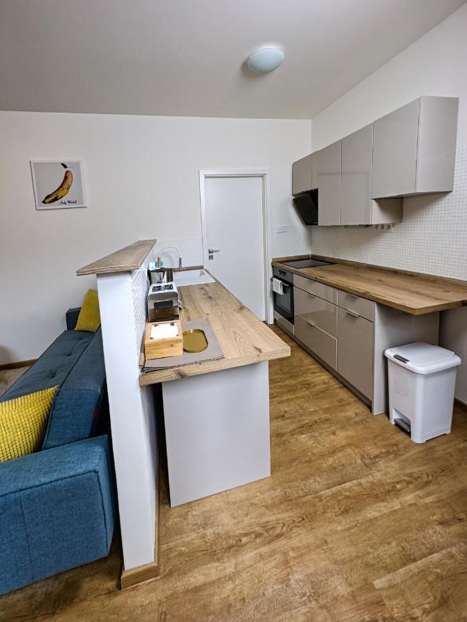 Gallery Apartments 리베레츠 외부 사진