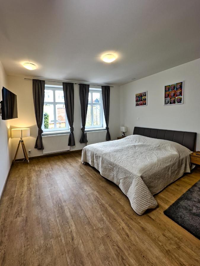 Gallery Apartments 리베레츠 외부 사진