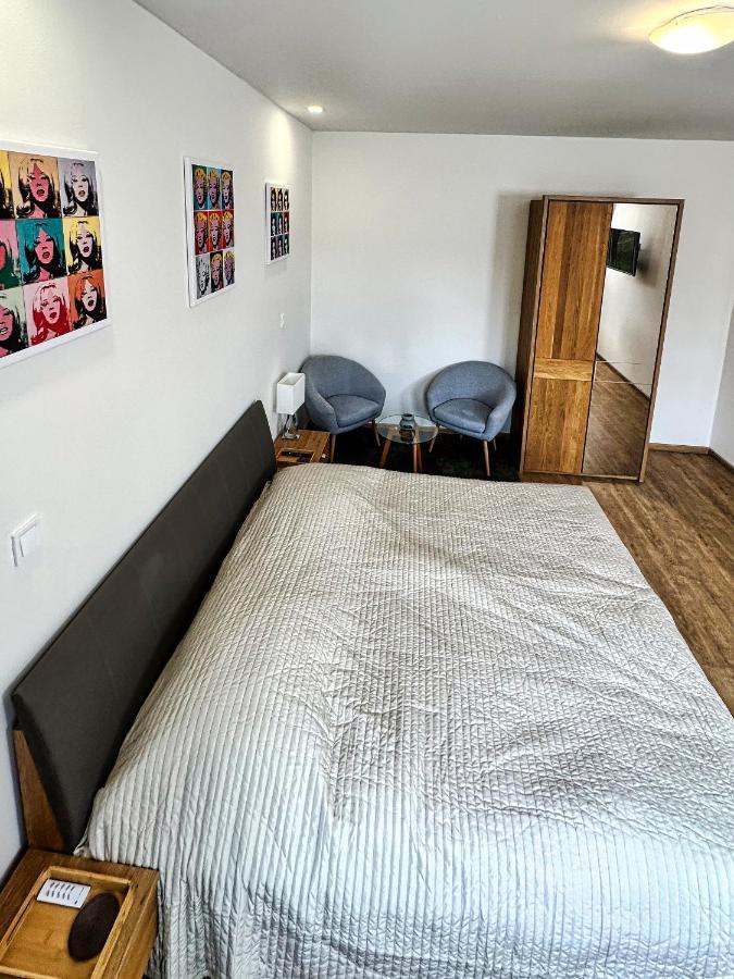 Gallery Apartments 리베레츠 외부 사진