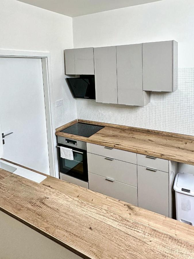 Gallery Apartments 리베레츠 외부 사진